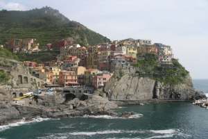 Xtrallusion offers characteristic Bed and Breakfast, B&B, Guest House, Hotel, Albergo and Country Lodge accommodation in Italy. Plus independent self-guided Walking, Adventure, Activity, Skiing and Paragliding Holiday itineraries on the Italian Rivieras, in the Italian Lakes, in the Italian Alps and in some of the most beautiful corners of Italy.